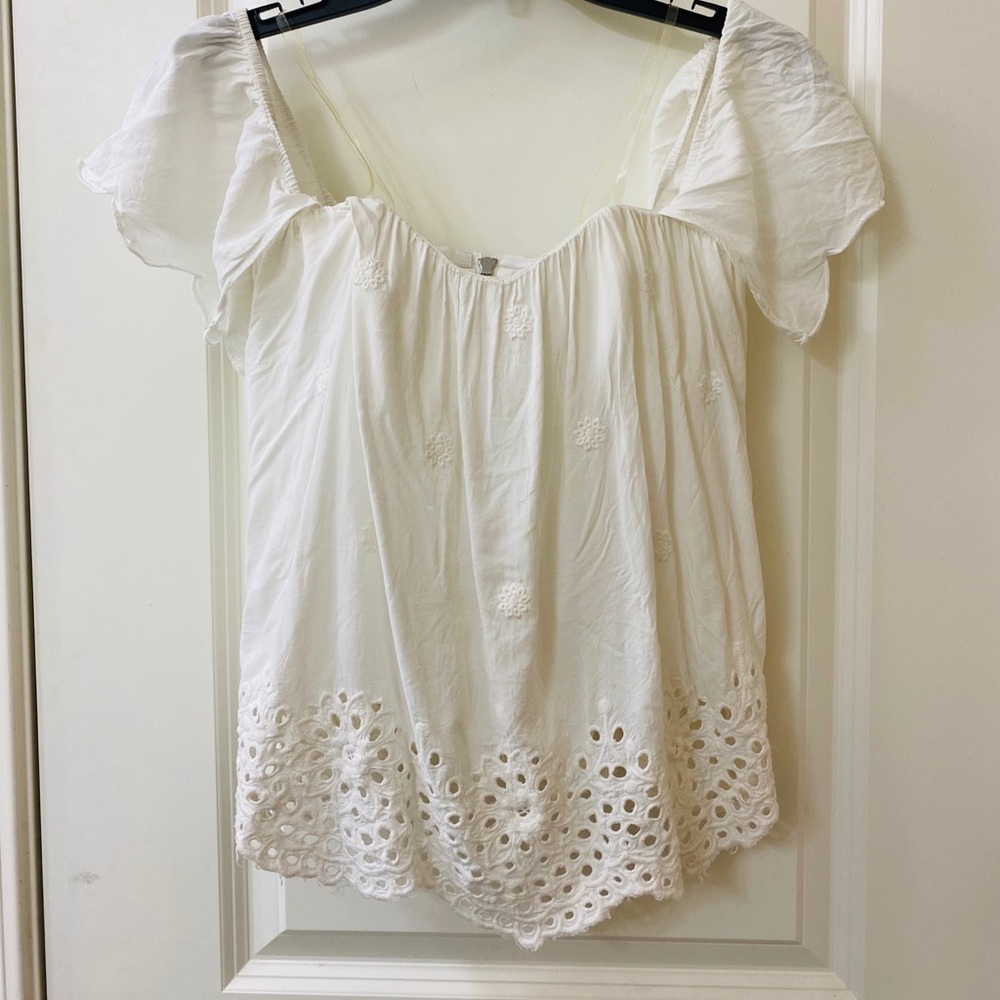 White flowy blouse